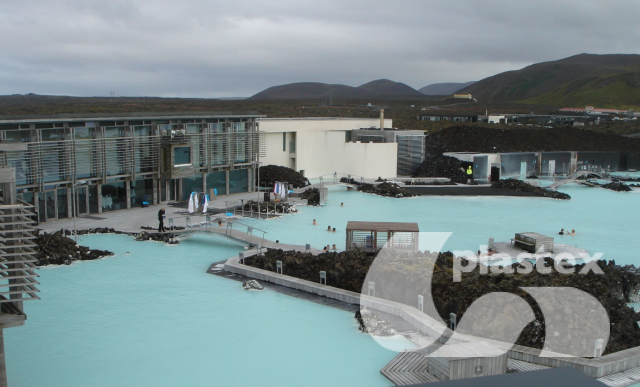 At the Blue Lagoon spa in Iceland, Plastex Heronrib matting has been installed on decking, jetties and in changing rooms to create a hygienic, comfortable and slip-resistant surface for guests.